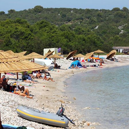 Apartments With A Parking Space Sali, Dugi Otok - 8136 ภายนอก รูปภาพ
