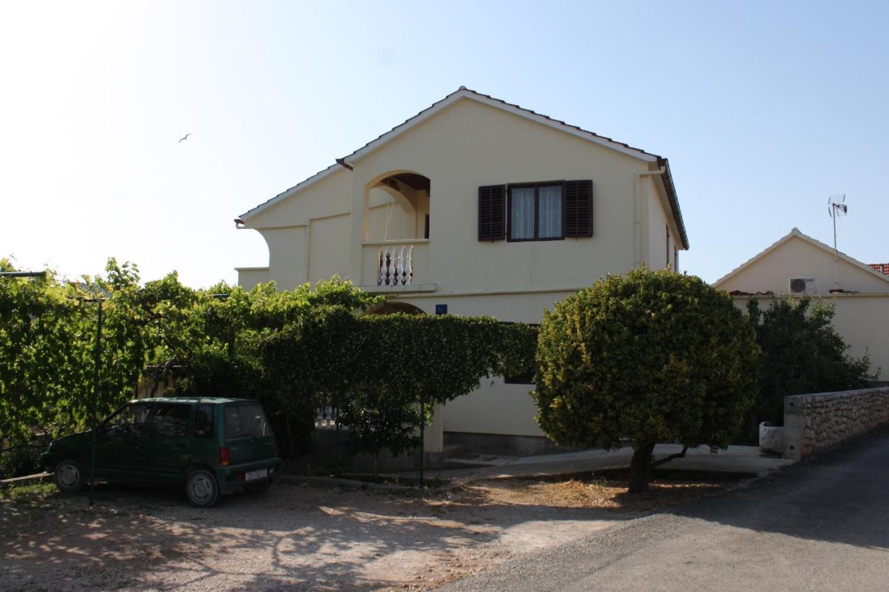 Apartments With A Parking Space Sali, Dugi Otok - 8136 ภายนอก รูปภาพ