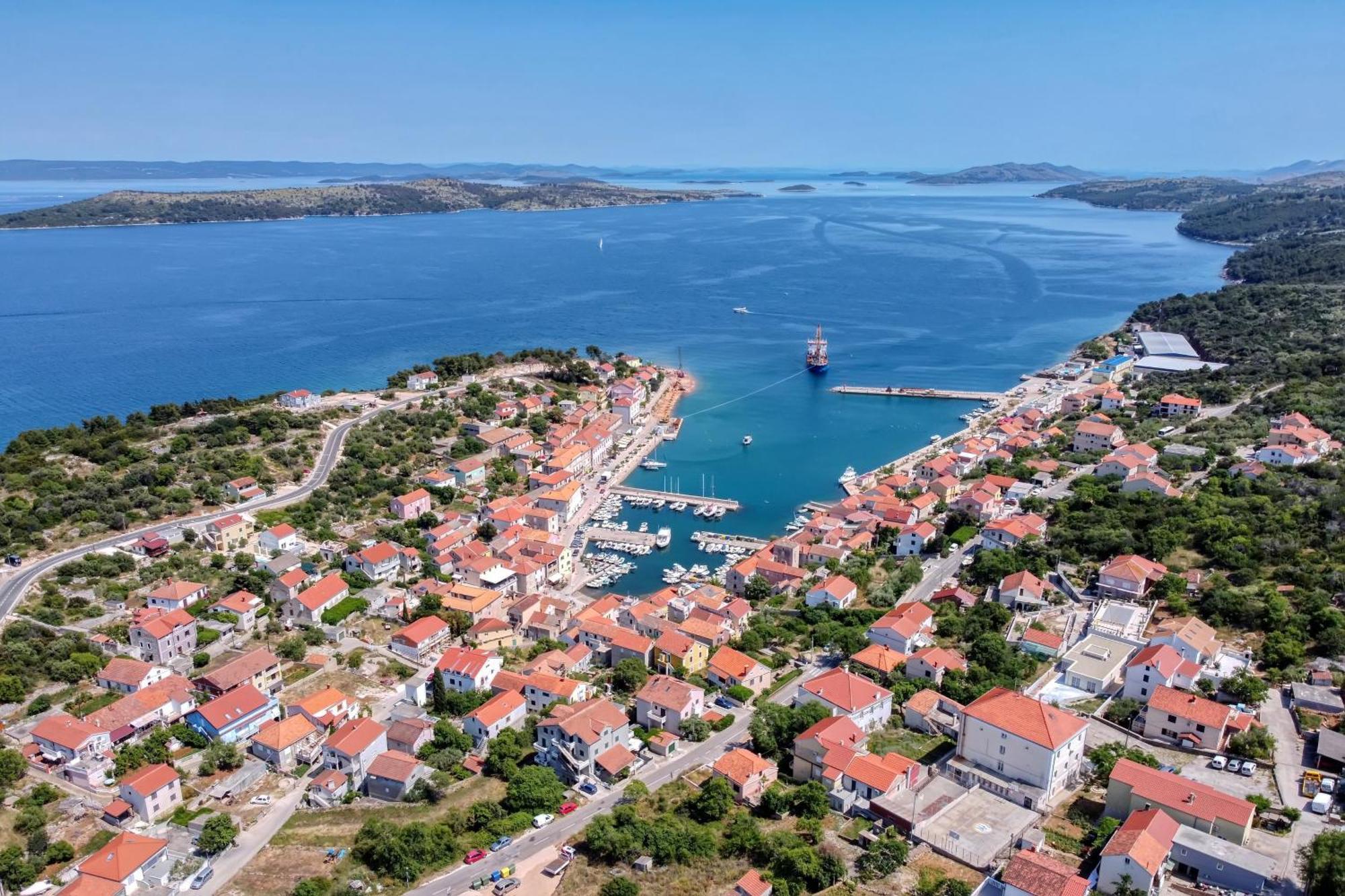 Apartments With A Parking Space Sali, Dugi Otok - 8136 ภายนอก รูปภาพ